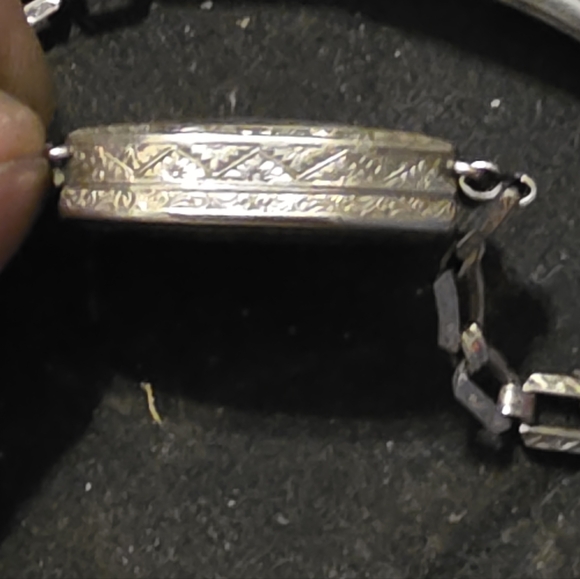 Vintage ART DECO 20S OR 30S BULOVA Silver Watch with Black Numerals - Picture 6 of 12